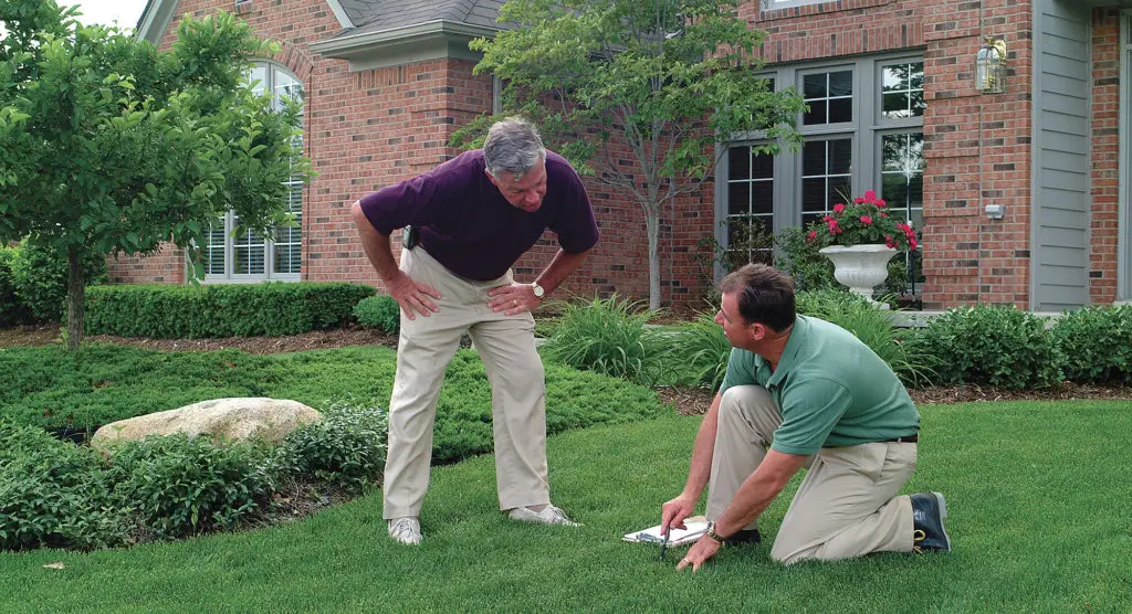 ecoScapes Lawn Care - 5 things to consider when choosing a lawn care professional in Omaha